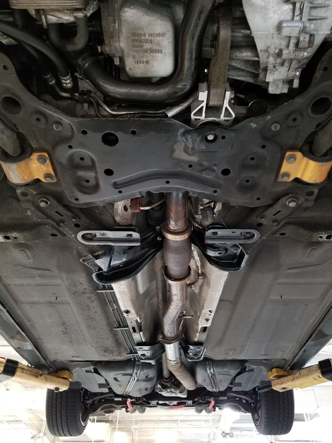 Under the finished car. Photo via Johnny Youssef/C30 Crew; used with permission.